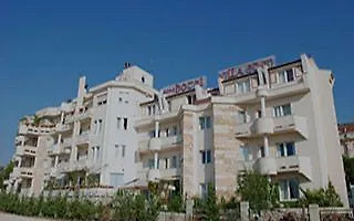 Eden 4* サン・ジョバンニ・ロトンド